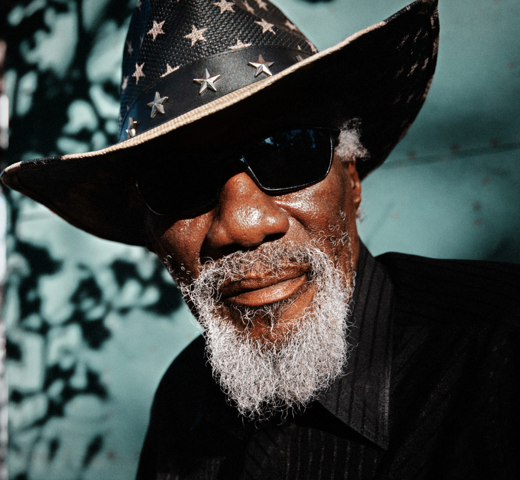 Robert Finley de retour avec 'Black Bayou' Fargo Mafia